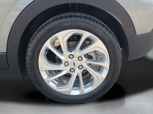 New 2027 Chevrolet Bolt LT FWD image 29
