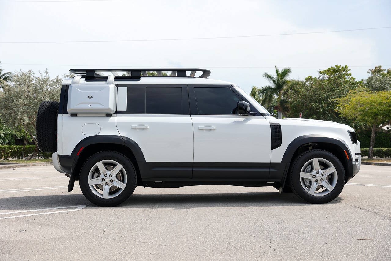 Used 2022 Land Rover Defender 110 SE AWD/4WD image 9