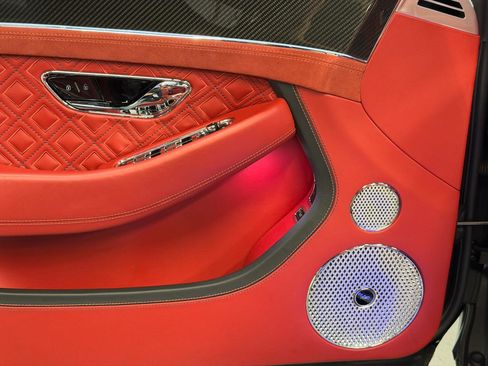 Used 2022 Bentley Continental GT Speed image 17