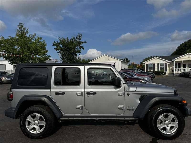Used 2021 Jeep Wrangler Unlimited Sport AWD/4WD image 8