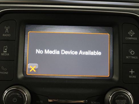 Used 2024 RAM 1500 Classic SLT AWD/4WD image 40