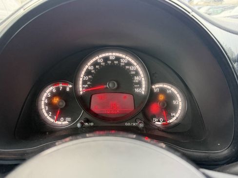 Used 2013 Volkswagen Beetle 2.5 image 16