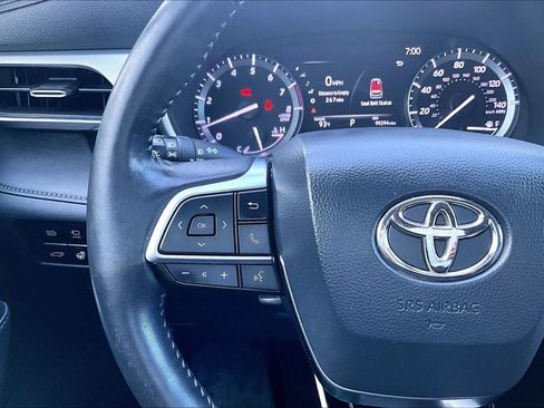 Used 2020 Toyota Highlander Platinum AWD/4WD image 24