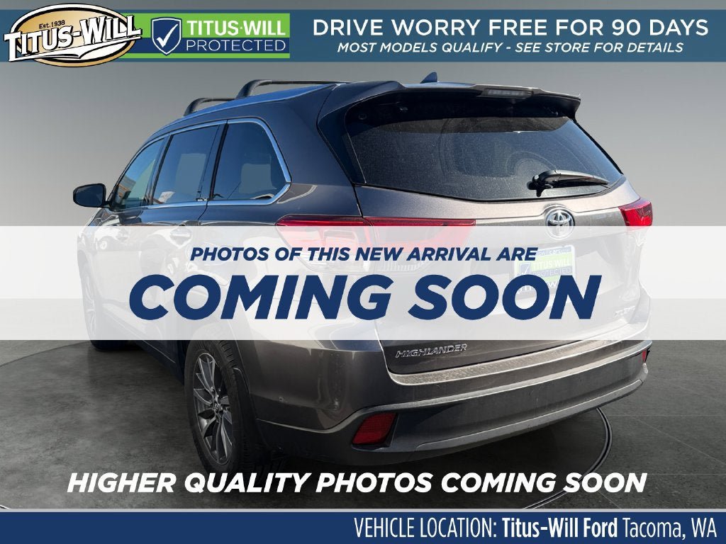 Used 2019 Toyota Highlander XLE AWD/4WD image 3