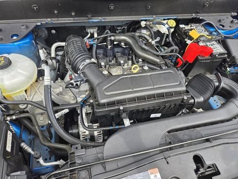 Certified 2025 Ford Bronco Sport Outer Banks w/ Outer Banks Tech Package+ AWD/4WD image 19