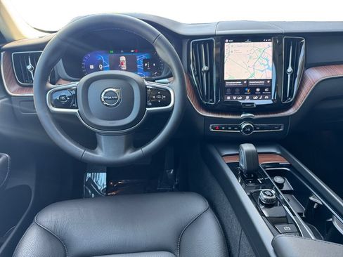 Certified 2023 Volvo XC60 B5 Plus w/ Climate Package AWD/4WD image 27