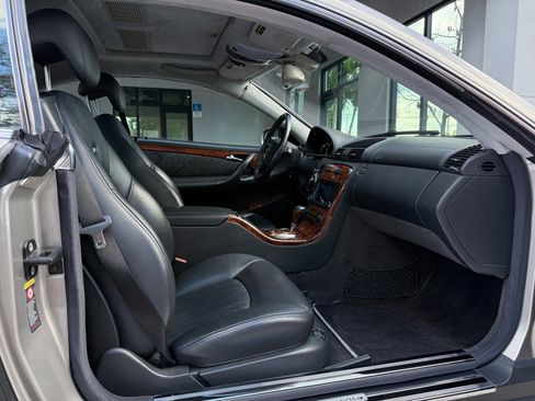 Used 2005 Mercedes-Benz CL 65 AMG image 29