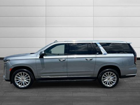 Certified 2023 Cadillac Escalade ESV Premium Luxury AWD/4WD image 2