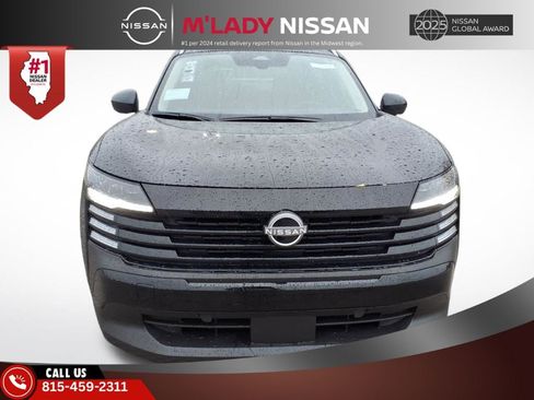 New 2026 Nissan Kicks SV w/ SV Premium Package image 2