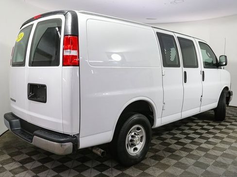 Used 2024 Chevrolet Express 2500 image 11