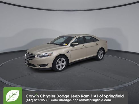 Used 2018 Ford Taurus SEL image 7