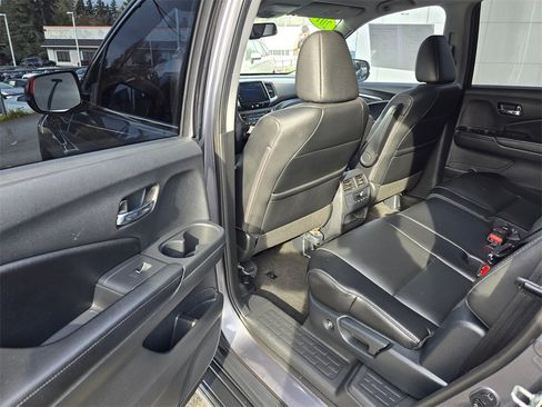Used 2016 Honda Pilot EX-L image 17