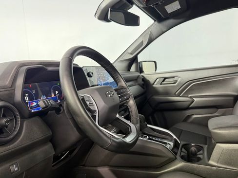 Used 2025 Chevrolet Colorado Trail Boss image 25