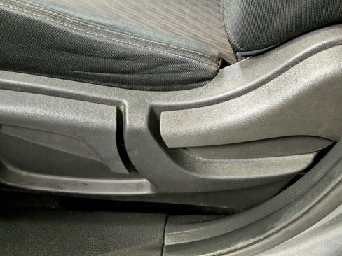 Used 2017 Nissan Rogue S w/ S Appearance Package image 28