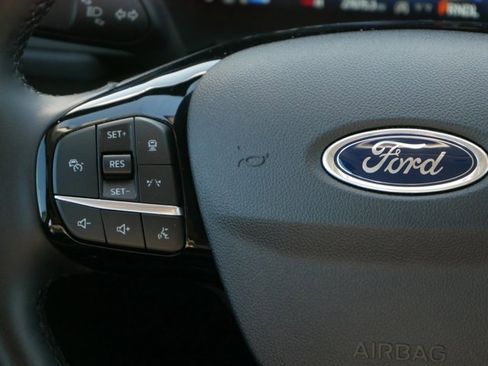 Certified 2024 Ford Escape Platinum image 16