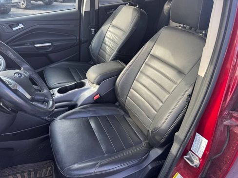 Used 2015 Ford Escape SE w/ Equipment Group 201A AWD/4WD image 10