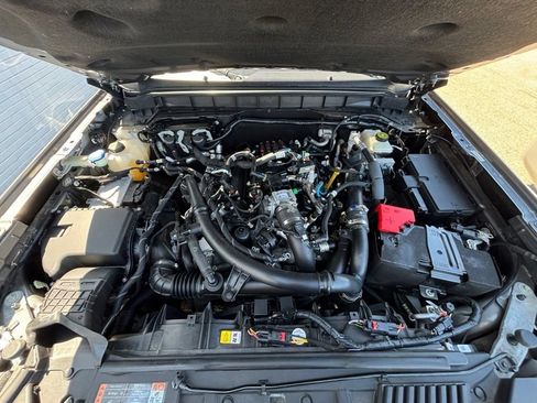 Used 2022 Ford Bronco Badlands AWD/4WD image 9