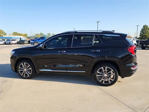 Used 2020 GMC Terrain Denali w/ Denali Premium Package image 7