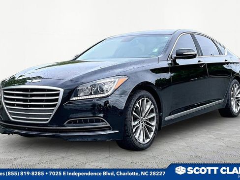 Used 2016 Hyundai Genesis 3.8 RWD image 3