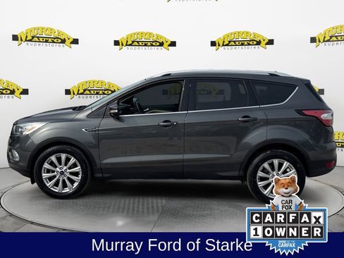 Used 2017 Ford Escape Titanium image 2