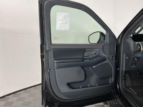 New 2026 Ford Expedition Tremor image 13