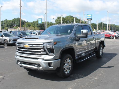 New 2026 Chevrolet Silverado 2500 High Country w/ Technology Package AWD/4WD image 10