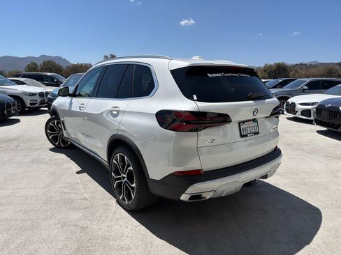 Used 2026 BMW X5 xDrive40i w/ Premium Package AWD/4WD image 2