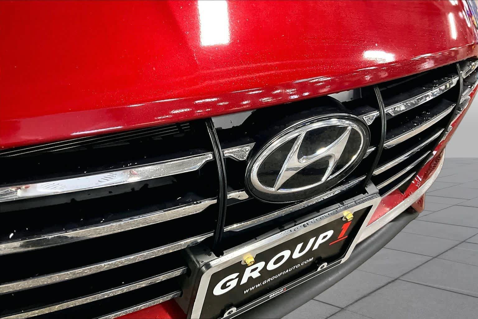 Used 2023 Hyundai Sonata SE w/ Preferred Accessory Package FWD image 28