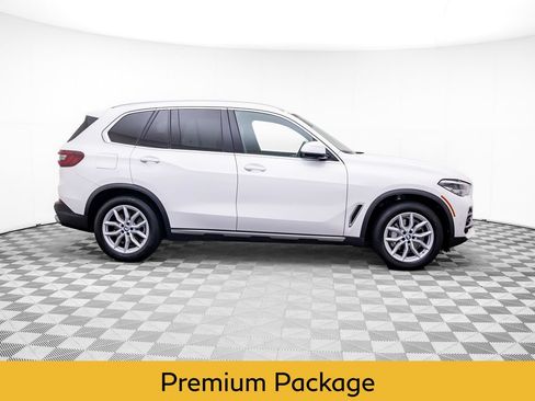 Used 2023 BMW X5 xDrive40i w/ Premium Package AWD/4WD image 7
