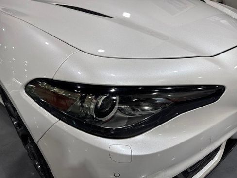 Used 2017 Alfa Romeo Giulia Quadrifoglio image 35