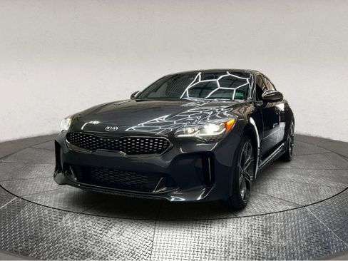 Used 2021 Kia Stinger GT1 image 4