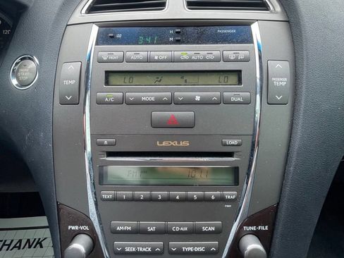 Used 2011 Lexus ES 350 FWD image 23