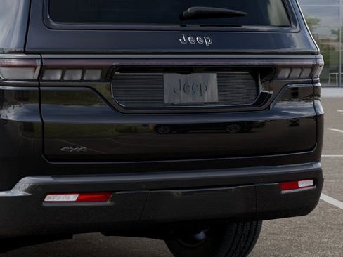 New 2026 Jeep Grand Wagoneer Limited image 13