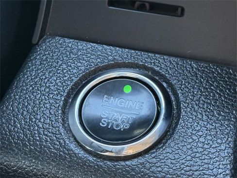 Certified 2020 Ford F150 Lariat w/ Equipment Group 502A Luxury image 17