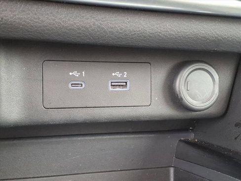 Used 2023 Nissan Rogue SL w/ SL Premium Package image 14