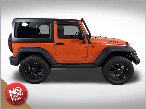 Used 2015 Jeep Wrangler Sport image 2