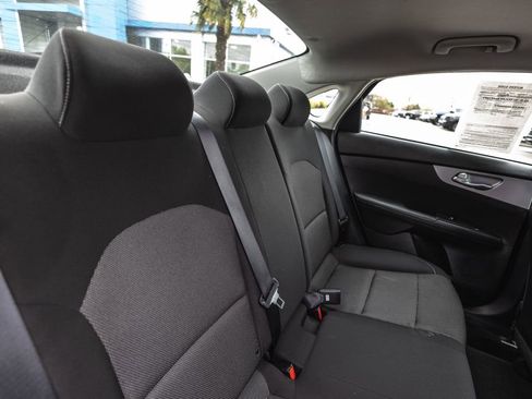 Used 2024 Kia Forte LXS w/ LXS Technology Package FWD image 33