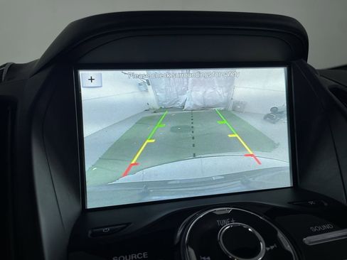 Used 2019 Ford Escape Titanium AWD/4WD image 16