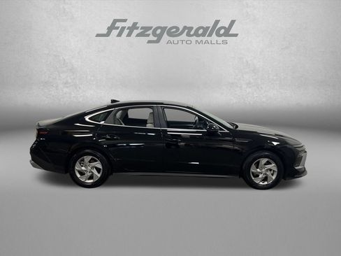 Used 2025 Hyundai Sonata SE FWD image 8