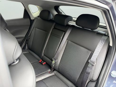 Used 2024 Hyundai Kona Limited FWD image 31