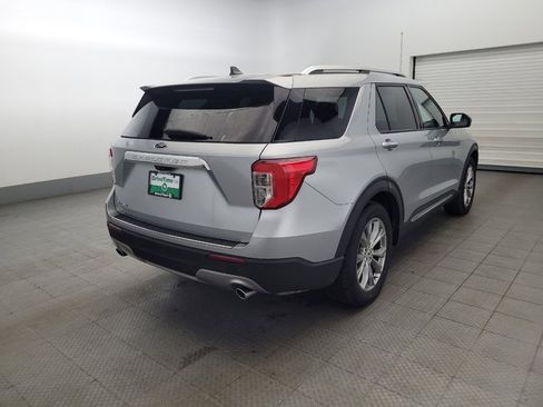Used 2023 Ford Explorer Limited image 9