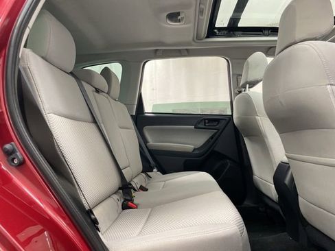 Used 2018 Subaru Forester 2.5i Premium w/ All-Weather Package image 14