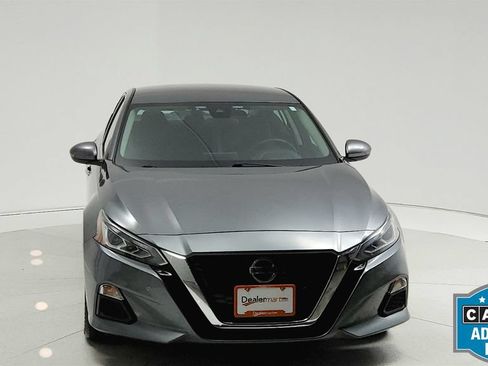 Used 2022 Nissan Altima 2.5 SV FWD image 10