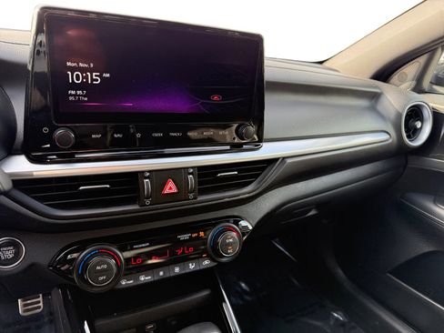 Used 2023 Kia Forte GT-Line w/ GT-Line Technology Package image 12