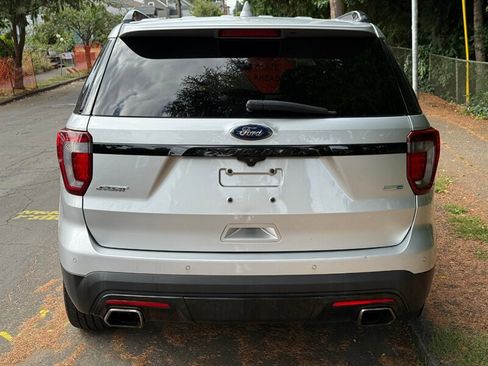 Used 2016 Ford Explorer Sport w/ Equipment Group 401A image 5