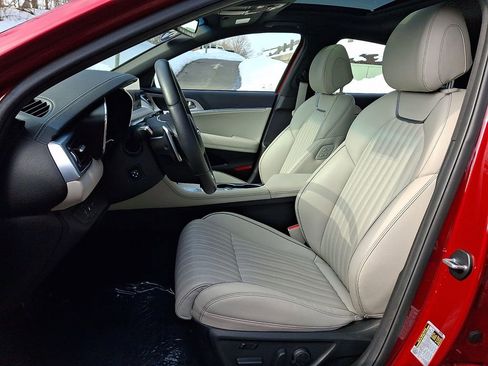 Used 2023 Genesis G70 3.3T w/ Sport Advanced Package image 14