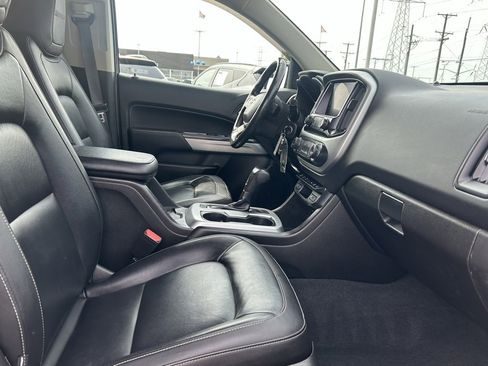 Used 2020 Chevrolet Colorado ZR2 w/ ZR2 Midnight Special Edition image 18