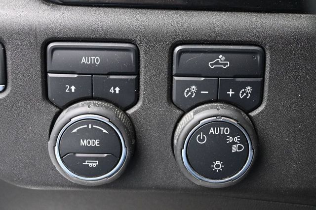 Used 2025 Chevrolet Silverado 1500 LT AWD/4WD image 34