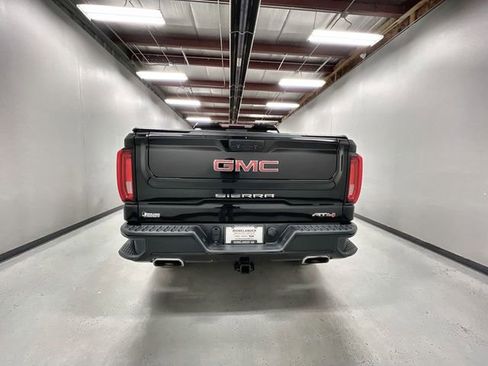 Certified 2022 GMC Sierra 1500 AT4 w/ AT4 Preferred Package AWD/4WD image 7