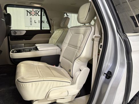 Used 2021 Lincoln Navigator L Black Label w/ Cargo Convenience Package image 10
